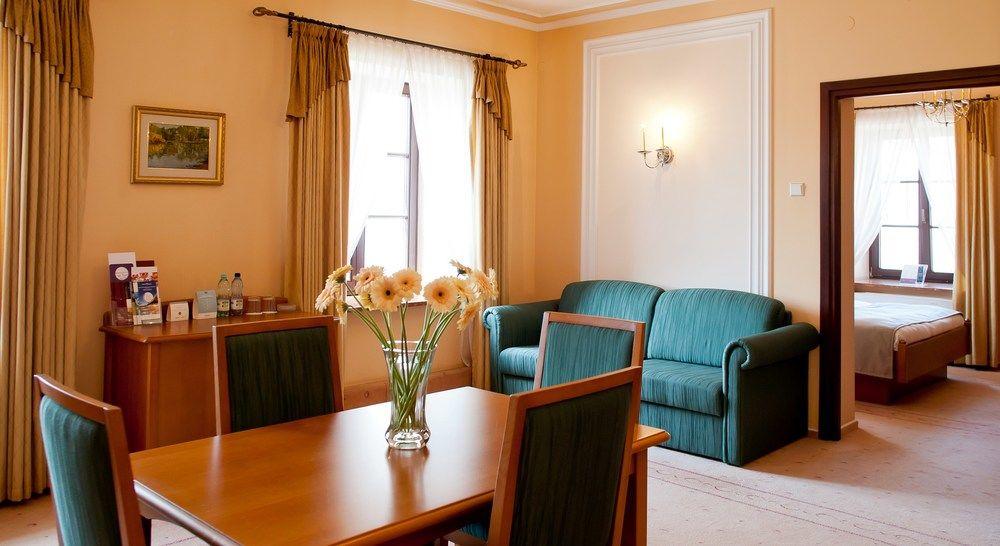 Hotel Zamojski Zamość エクステリア 写真